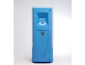 High-quality disinfection and microfiltration device for purified water